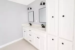 2308 Hollywood Ave, Galveston, TX 77551 - Photo 11