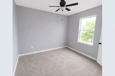 2308 Hollywood Avenue, Galveston, TX 77551 - Photo 15
