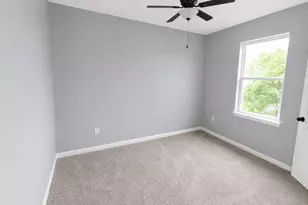 2308 Hollywood Ave, Galveston, TX 77551 - Photo 15