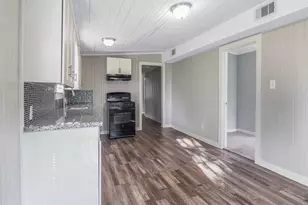 152 Walnut Dr, Richwood, TX 77531 - Photo 9