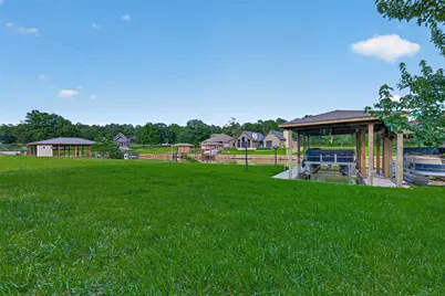 100 Wildwood Lake Drive N, Huntsville, TX 77340 - Photo 41