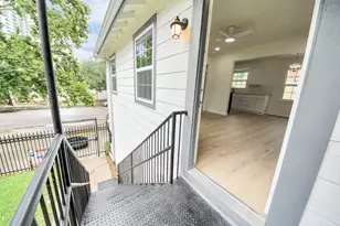 816 Hawthorne St, Houston, TX 77006 - Photo 43