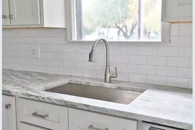 816 Hawthorne Street, Houston, TX 77006 - Photo 7