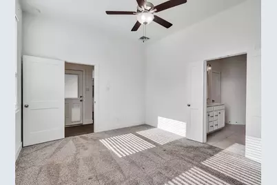 10643 Wild Chives, Conroe, TX 77385 - Photo 9