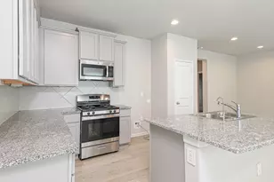 9254 Sea Gdn St, Houston, TX 77034 - Photo 9