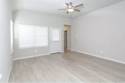 9254 Sea Garden Street, Houston, TX 77034 - Photo 11