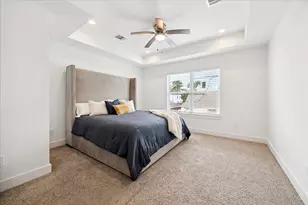 205 E 43rd St, Houston, TX 77018 - Photo 13