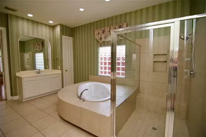 3015 Bonnebridge Way Boulevard, Houston, TX 77082 - Photo 37