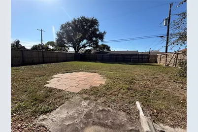 2421 Pine, Galveston, TX 77551 - Photo 15