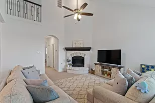 12335 Summerbrook Dr, Houston, TX 77066 - Photo 9