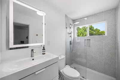 309 Stratford Street #9, Houston, TX 77006 - Photo 7