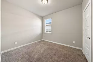 2807 Chancery Summit Ct, Houston, TX 77047 - Photo 15