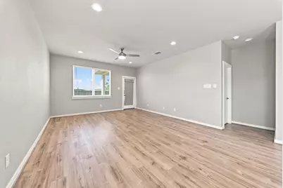 2807 Chancery Summit Court, Houston, TX 77047 - Photo 3