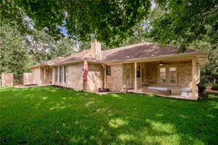 2232 Azalea Circle Circle, Huntsville, TX 77340 - Photo 23