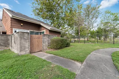 12606 Wellington Park Drive, Houston, TX 77072 - Photo 5