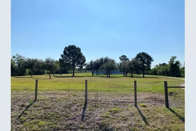 6115 S Highway 35, Alvin, TX 77511 - Photo 3