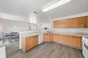 427 Remington Heights Dr, Houston, TX 77073 - Photo 7