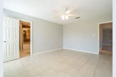 140 Lakewood Drive, Angleton, TX 77515 - Photo 19