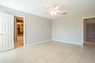 140 Lakewood Dr, Angleton, TX 77515 - Photo 19