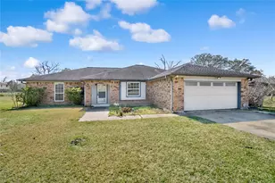 140 Lakewood Dr, Angleton, TX 77515 - Photo 7