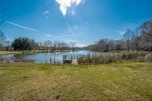 140 Lakewood Dr, Angleton, TX 77515 - Photo 37
