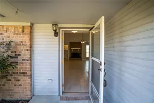 140 Lakewood Dr, Angleton, TX 77515 - Photo 9