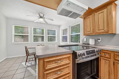12340 Rollingwood Loop, Conroe, TX 77303 - Photo 7