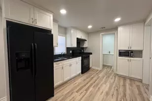 407 1/2 Walton St, Houston, TX 77009 - Photo 3