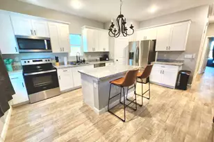 4506 Phlox St, Houston, TX 77051 - Photo 11