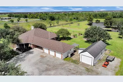 7511 County Road 511, Rosharon, TX 77583 - Photo 5