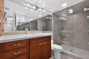 7575 Katy Fwy, Houston, TX 77024 - Photo 23