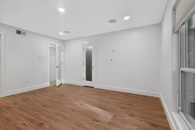 7575 Katy Freeway #63, Houston, TX 77024 - Photo 13