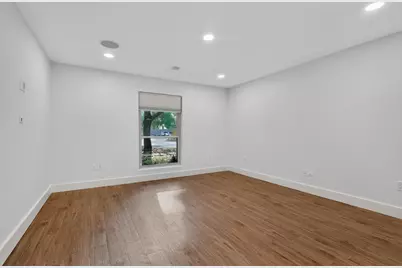 7575 Katy Freeway #63, Houston, TX 77024 - Photo 19