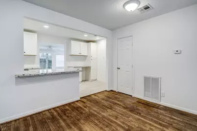 5805 Grape Street, Houston, TX 77074 - Photo 7