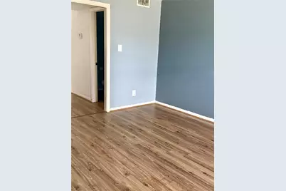 210 E North Street, Livingston, TX 77351 - Photo 3