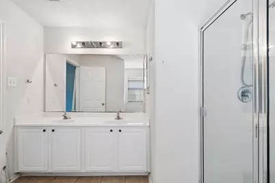79 S Burberry Park Circle, The Woodlands, TX 77382 - Photo 11