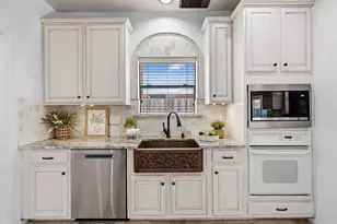 17310 Longs Peek Ct, Tomball, TX 77377 - Photo 9