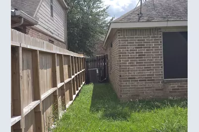 4403 Juniper Bay Lane, Baytown, TX 77521 - Photo 5