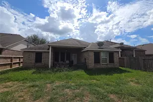 4403 Juniper Bay Ln, Baytown, TX 77521 - Photo 7