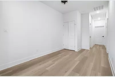 307 Bolden A/B Street, Houston, TX 77029 - Photo 11