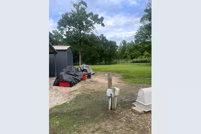 236 County Road 4502, Dayton, TX 77535 - Photo 33