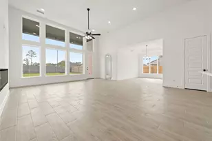 15668 Broadway Bnd Dr, Conroe, TX 77302 - Photo 3