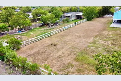 1003B 24th Street, San Leon, TX 77539 - Photo 7