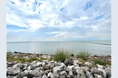 1003B 24th Street, San Leon, TX 77539 - Photo 15