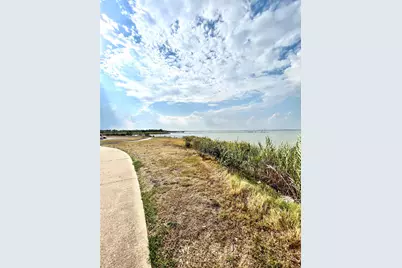 1003B 24th Street, San Leon, TX 77539 - Photo 19