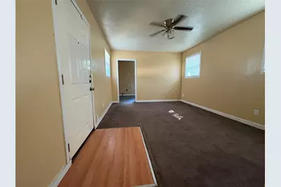 5234 Claremont Street, Houston, TX 77023 - Photo 13
