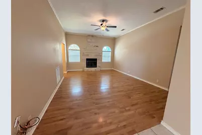 11974 N Ridgeway Drive, Willis, TX 77318 - Photo 7