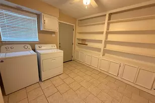 11974 N Ridgeway Dr, Willis, TX 77318 - Photo 5