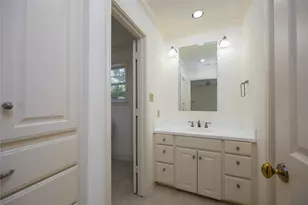 13224 Bay Pl Dr, Beach City, TX 77523 - Photo 41