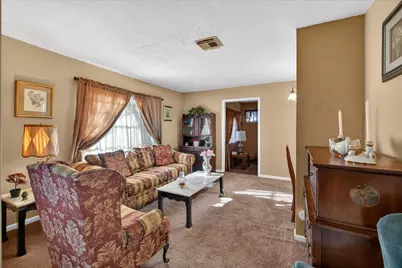 9309 Cathedral Drive, Houston, TX 77051 - Photo 7